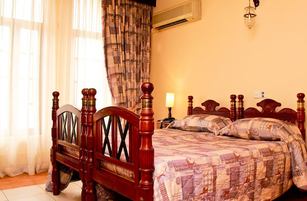 Grand Oriental Hotel в Коломбо Шри-Ланка ✅. Забронировать номер онлайн по выгодной цене в Grand Oriental Hotel. Трансфер из аэропорта.