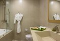 Fusion Suites Danang Beach в Дананг Вьетнам ✅. Забронировать номер онлайн по выгодной цене в Fusion Suites Danang Beach. Трансфер из аэропорта.