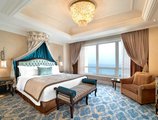 The Castle Hotel, a Luxury Collection Hotel, Dalian в Далянь Китай ✅. Забронировать номер онлайн по выгодной цене в The Castle Hotel, a Luxury Collection Hotel, Dalian. Трансфер из аэропорта.