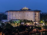 Chatrium Hotel Royal Lake Yangon в Янгон Мьянма ✅. Забронировать номер онлайн по выгодной цене в Chatrium Hotel Royal Lake Yangon. Трансфер из аэропорта.