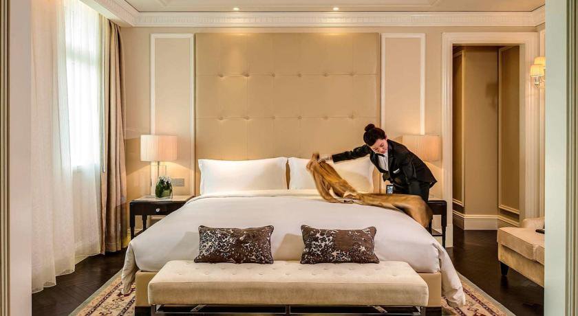 Sofitel Legend People's Grand Hotel Xi'an в Сиань Китай ✅. Забронировать номер онлайн по выгодной цене в Sofitel Legend People's Grand Hotel Xi'an. Трансфер из аэропорта.
