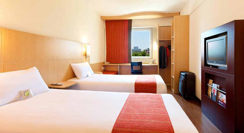 Ibis Xi'an Heping в Сиань Китай ✅. Забронировать номер онлайн по выгодной цене в Ibis Xi'an Heping. Трансфер из аэропорта.