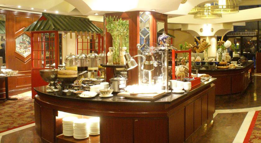 Golden Flower Hotel Xi'an в Сиань Китай ✅. Забронировать номер онлайн по выгодной цене в Golden Flower Hotel Xi'an. Трансфер из аэропорта.