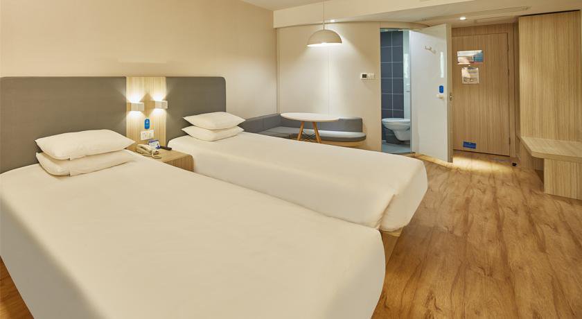 Fuchi Commercial Hotel в Иу Китай ✅. Забронировать номер онлайн по выгодной цене в Fuchi Commercial Hotel. Трансфер из аэропорта.