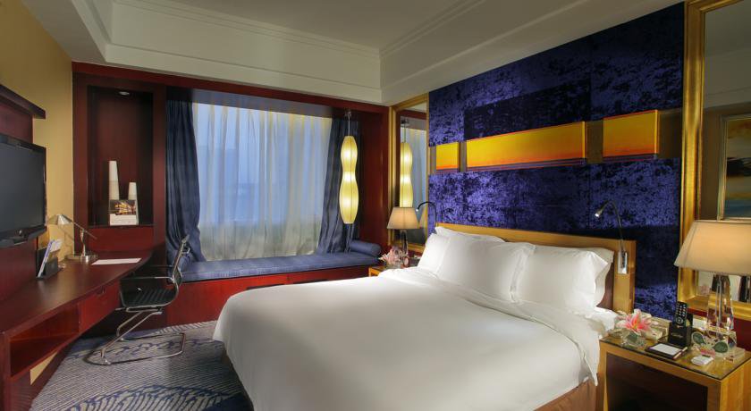 Zhuhai Charming Holiday Hotel в Чжухай Китай ✅. Забронировать номер онлайн по выгодной цене в Zhuhai Charming Holiday Hotel. Трансфер из аэропорта.