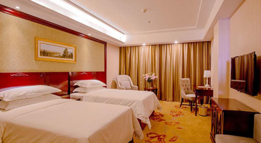 Vienna 3 Best Hotel Zhuhai Gongbei Middle Yuehai Road в Чжухай Китай ✅. Забронировать номер онлайн по выгодной цене в Vienna 3 Best Hotel Zhuhai Gongbei Middle Yuehai Road. Трансфер из аэропорта.