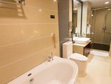 Zhuhai Yijian Holiday Hotel в Чжухай Китай ✅. Забронировать номер онлайн по выгодной цене в Zhuhai Yijian Holiday Hotel. Трансфер из аэропорта.