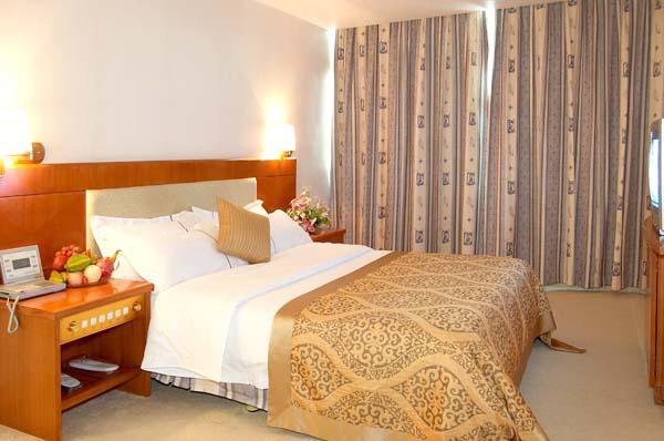 Tourist Hotel в Чжухай Китай ✅. Забронировать номер онлайн по выгодной цене в Tourist Hotel. Трансфер из аэропорта.