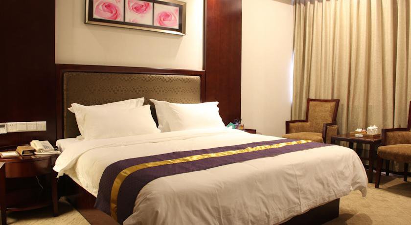 Zhuhai Platinum Holiday Hotel в Чжухай Китай ✅. Забронировать номер онлайн по выгодной цене в Zhuhai Platinum Holiday Hotel. Трансфер из аэропорта.