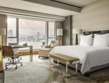 Four Seasons Hotel Hong Kong в Гонконг Гонконг ✅. Забронировать номер онлайн по выгодной цене в Four Seasons Hotel Hong Kong. Трансфер из аэропорта.