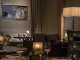 Four Seasons Hotel Hong Kong в Гонконг Гонконг ✅. Забронировать номер онлайн по выгодной цене в Four Seasons Hotel Hong Kong. Трансфер из аэропорта.