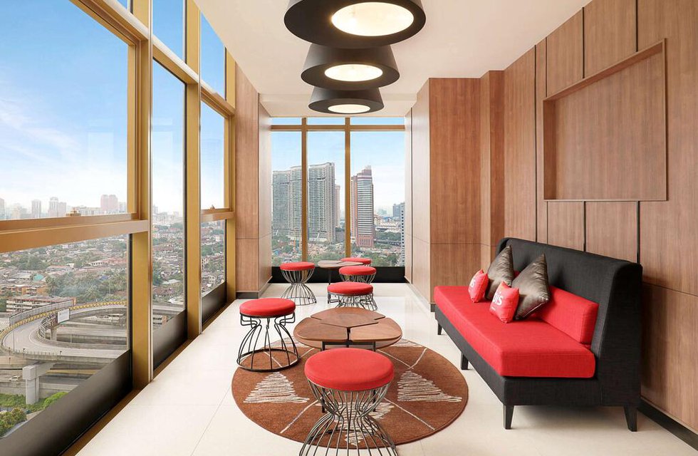 Ibis KLCC в Куала-Лумпур Малайзия ✅. Забронировать номер онлайн по выгодной цене в Ibis KLCC. Трансфер из аэропорта.