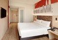 Ibis KLCC в Куала-Лумпур Малайзия ✅. Забронировать номер онлайн по выгодной цене в Ibis KLCC. Трансфер из аэропорта.