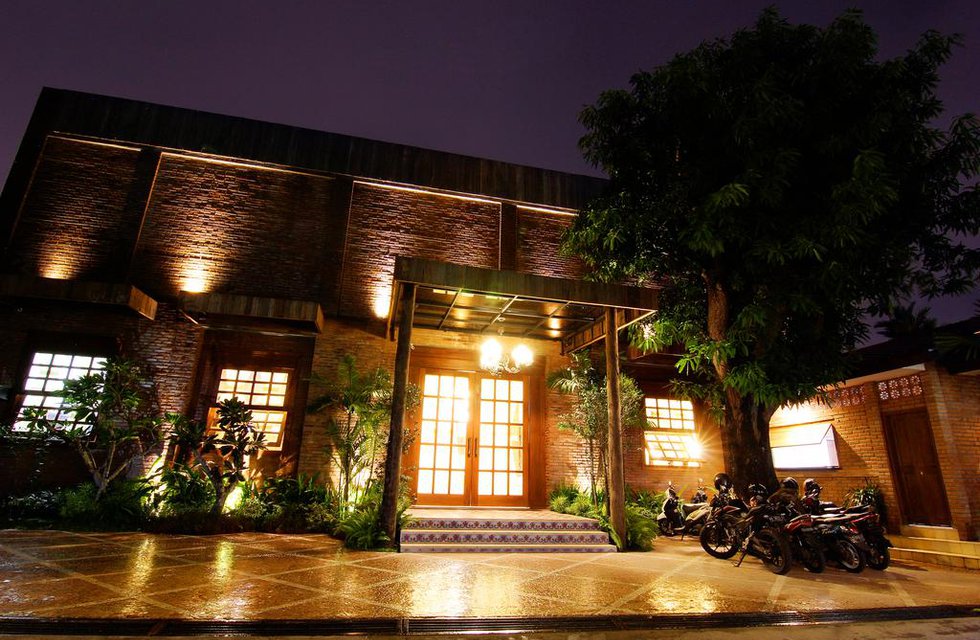 Java Villas Boutique Hotel & Resto в Джокьякарта Индонезия ✅. Забронировать номер онлайн по выгодной цене в Java Villas Boutique Hotel & Resto. Трансфер из аэропорта.