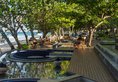 Katamaran Hotel & Resort в Ломбок Индонезия ✅. Забронировать номер онлайн по выгодной цене в Katamaran Hotel & Resort. Трансфер из аэропорта.