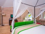 Kuredu Island Resort & Spa в Атолл Лавияни Мальдивы ✅. Забронировать номер онлайн по выгодной цене в Kuredu Island Resort & Spa. Трансфер из аэропорта.