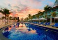 Mahagiri Resort Nusa Lembongan (Бали) 4* в Нуса Лембонган Индонезия ✅. Забронировать номер онлайн по выгодной цене в Mahagiri Resort Nusa Lembongan (Бали) 4*. Трансфер из аэропорта.