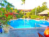 Palm Beach Hotel Bali в регион Кута Индонезия ✅. Забронировать номер онлайн по выгодной цене в Palm Beach Hotel Bali. Трансфер из аэропорта.
