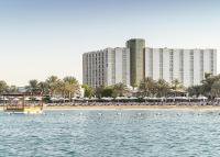 Radisson Blu Hotel & Resort в Абу-Даби ОАЭ ✅. Забронировать номер онлайн по выгодной цене в Radisson Blu Hotel & Resort. Трансфер из аэропорта.