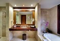 Rama Beach Resort and Villas в регион Кута Индонезия ✅. Забронировать номер онлайн по выгодной цене в Rama Beach Resort and Villas. Трансфер из аэропорта.