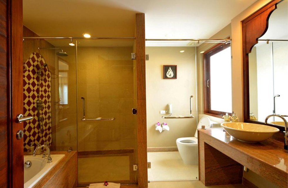 Ravindra Beach Resort & Spa в Паттайя Таиланд ✅. Забронировать номер онлайн по выгодной цене в Ravindra Beach Resort & Spa. Трансфер из аэропорта.