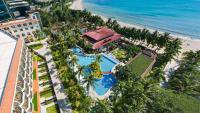 South China Hotel в Хайнань Китай ✅. Забронировать номер онлайн по выгодной цене в South China Hotel. Трансфер из аэропорта.