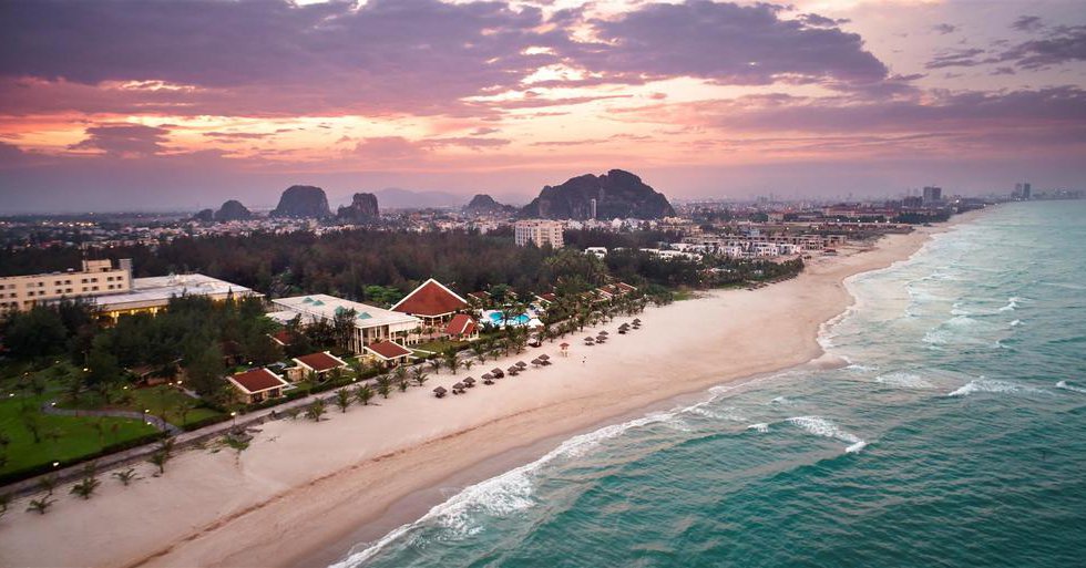 Centara Sandy Beach Resort в Дананг Вьетнам ✅. Забронировать номер онлайн по выгодной цене в Centara Sandy Beach Resort. Трансфер из аэропорта.