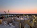 Hotel Santika Seminyak в Семиньяк Индонезия ✅. Забронировать номер онлайн по выгодной цене в Hotel Santika Seminyak. Трансфер из аэропорта.