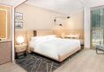 Sheraton Abu Dhabi Hotel & Resort в Абу-Даби ОАЭ ✅. Забронировать номер онлайн по выгодной цене в Sheraton Abu Dhabi Hotel & Resort. Трансфер из аэропорта.