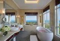 Vinpearl Luxury Da Nang в Дананг Вьетнам ✅. Забронировать номер онлайн по выгодной цене в Vinpearl Luxury Da Nang. Трансфер из аэропорта.