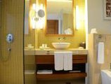 Yas Island Rotana Abu Dhabi в Абу-Даби ОАЭ ✅. Забронировать номер онлайн по выгодной цене в Yas Island Rotana Abu Dhabi. Трансфер из аэропорта.