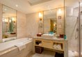 Zhejiang Hotel в Ханчжоу Китай ✅. Забронировать номер онлайн по выгодной цене в Zhejiang Hotel. Трансфер из аэропорта.