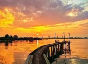 Китайское поселение на воде Клан Джетти