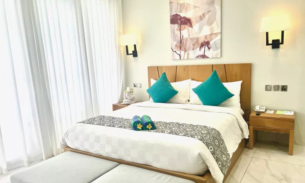 The Bay Sunflower Apartment