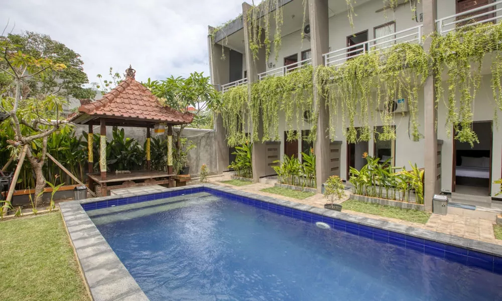 RedDoorz near Exit Toll Nusa Dua