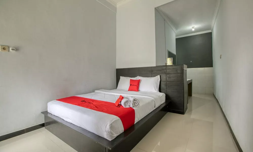 RedDoorz near Exit Toll Nusa Dua, фото 2