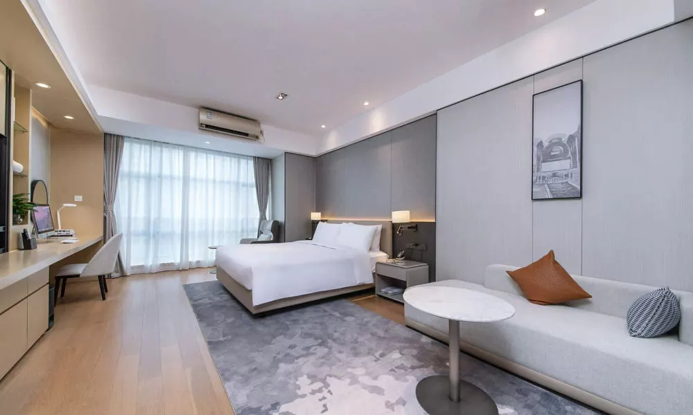Somerset Haizhu Centre Guangzhou - Free shuttle bus to and from the exhibition hall during the Canto, фото 4