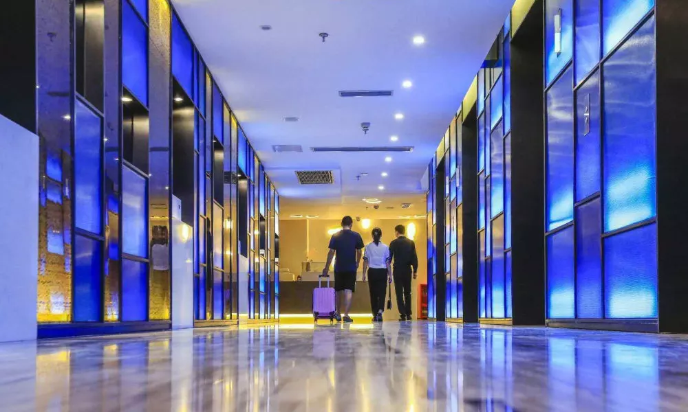 9H Hotel