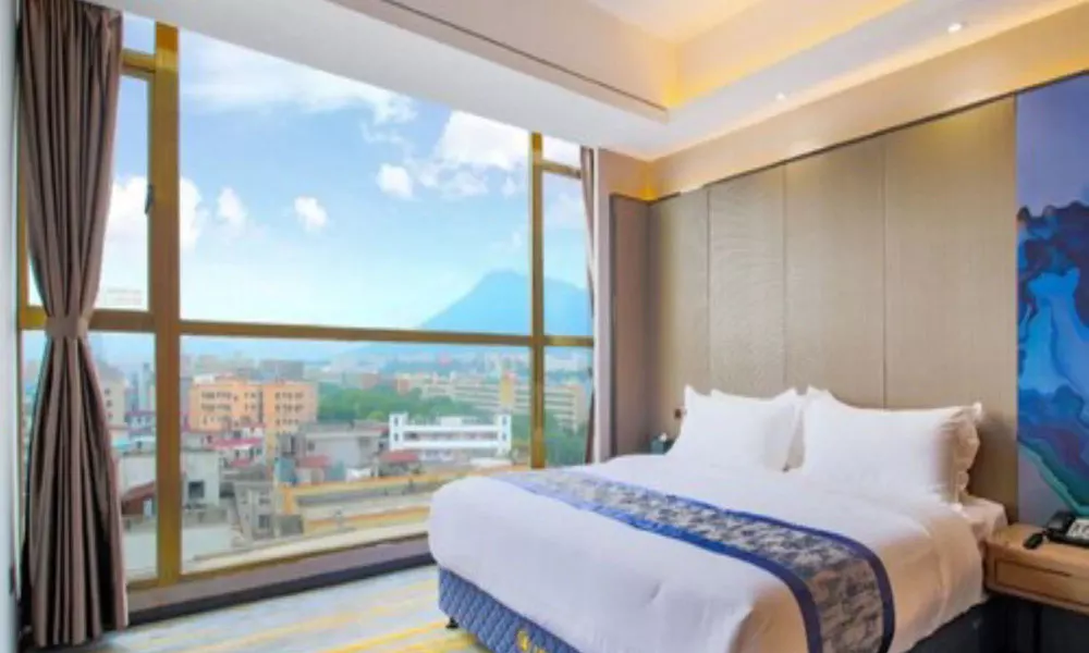 Tomorrow Hotel Shenzhen, фото 3