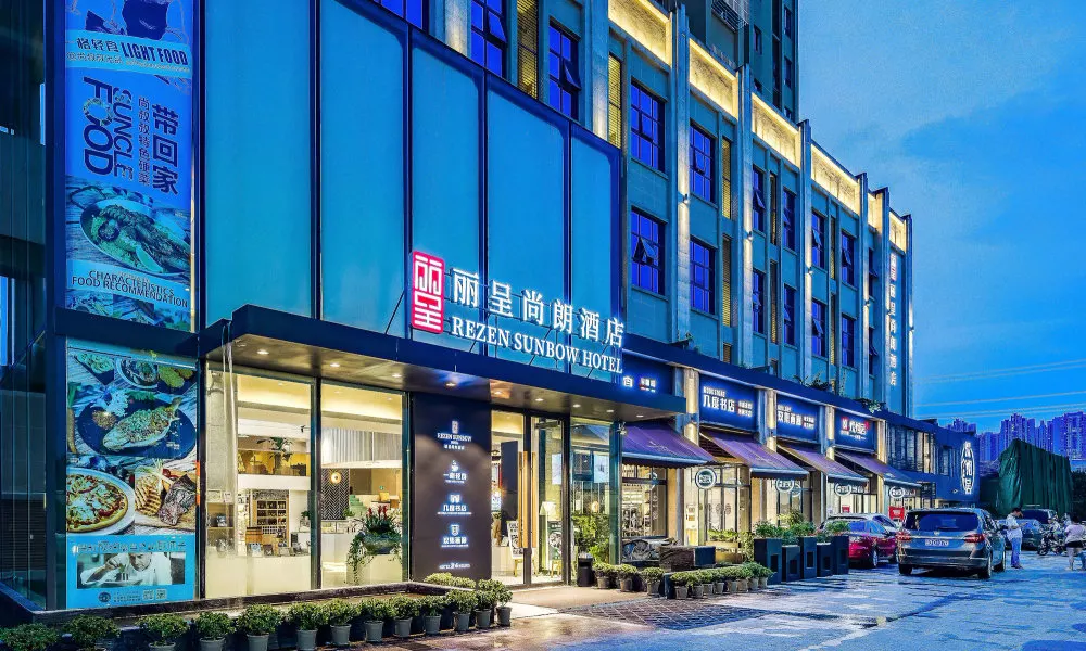 Rezen Sunbow Hotel