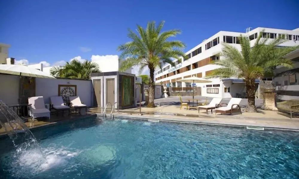 Pereybere Beachside Residence