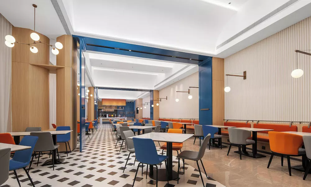 Holiday Inn Express Qingdao Hongdao Station, an IHG Hotel - Qingdao International Airport, фото 4