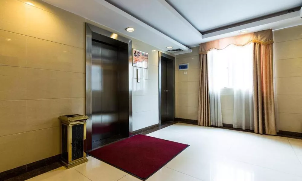 Insail Hotels Guangzhou Huangpu Dashadi Metro Station, фото 3
