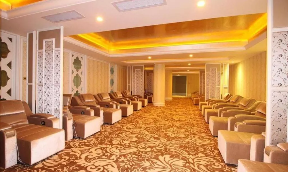 Lake Piedmont International Hotel, фото 2