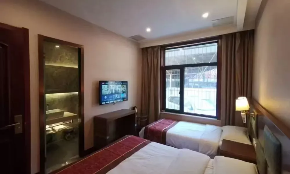 Beijing Huiqing Garden Bussiness Hotel