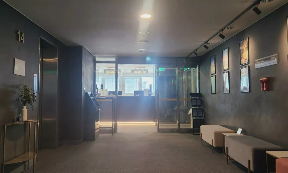 Brown Suites Hotel Sinchon Central