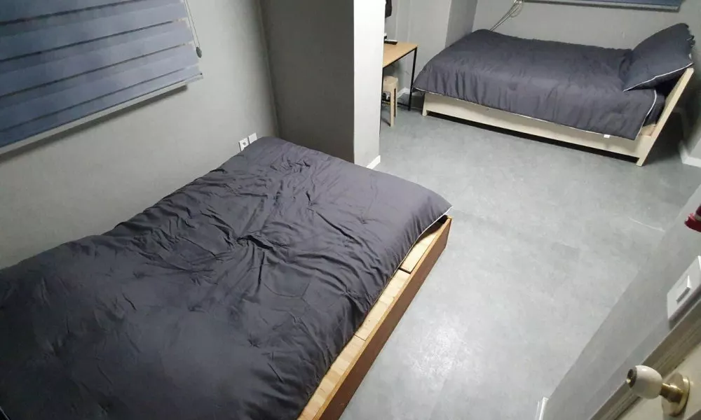 Seven Hostel
