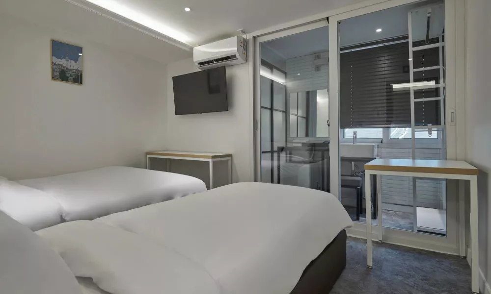 Eight Rest Hostel Myeongdong