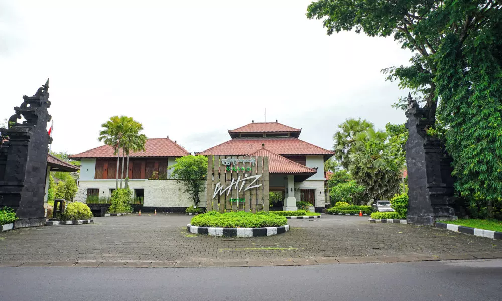 Grand Whiz Hotel Nusa Dua