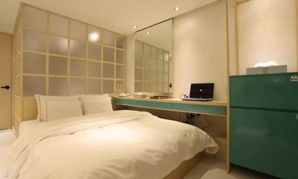 Lexy Hotel